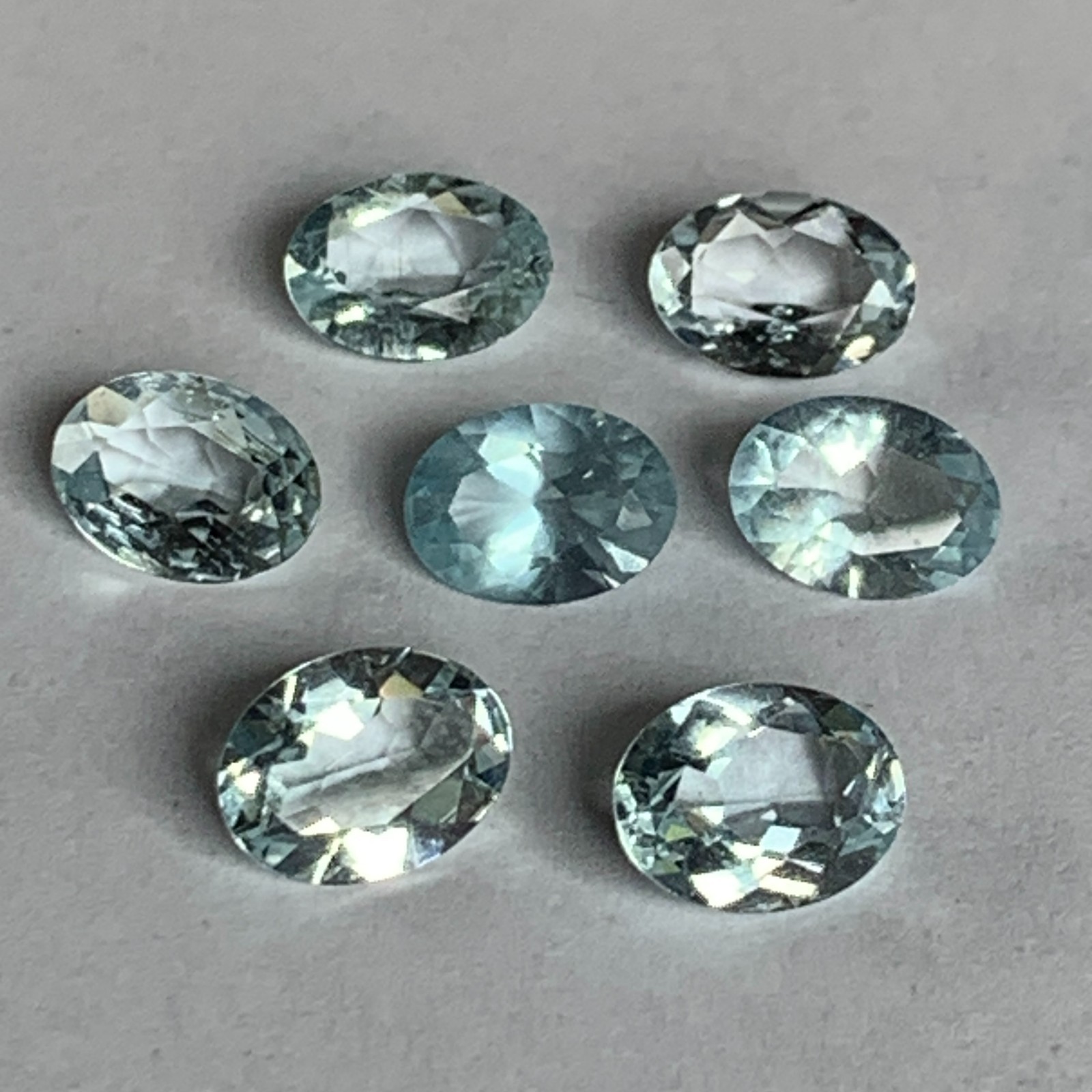 Andy’s Gem Garage Sale – 7 oval Aquamarines – 6.90cts 8x6mm Natural