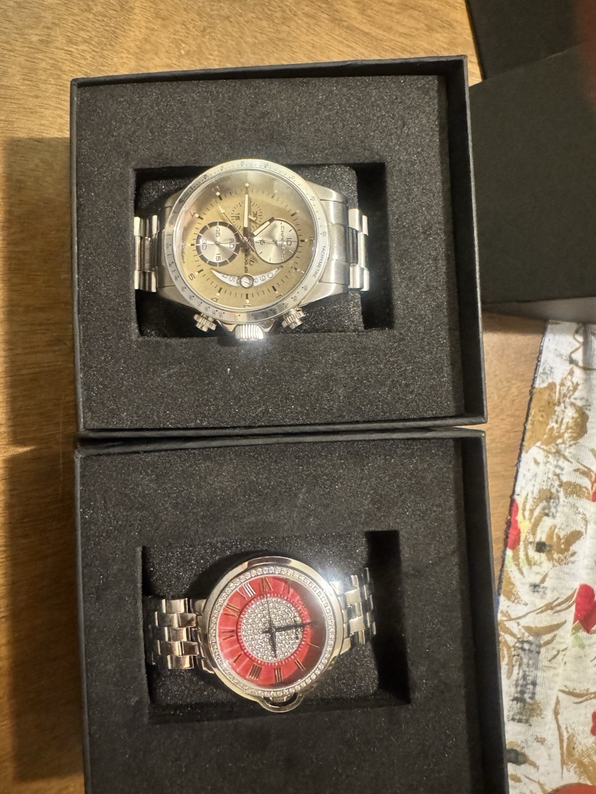 Carrero Men & Women’s Quartz Analog Watches. Special edition Lexus branded