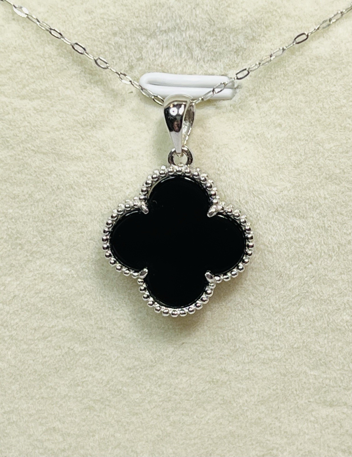 925 Sterling Silver Natural Black Agate Flower Pendant Necklace