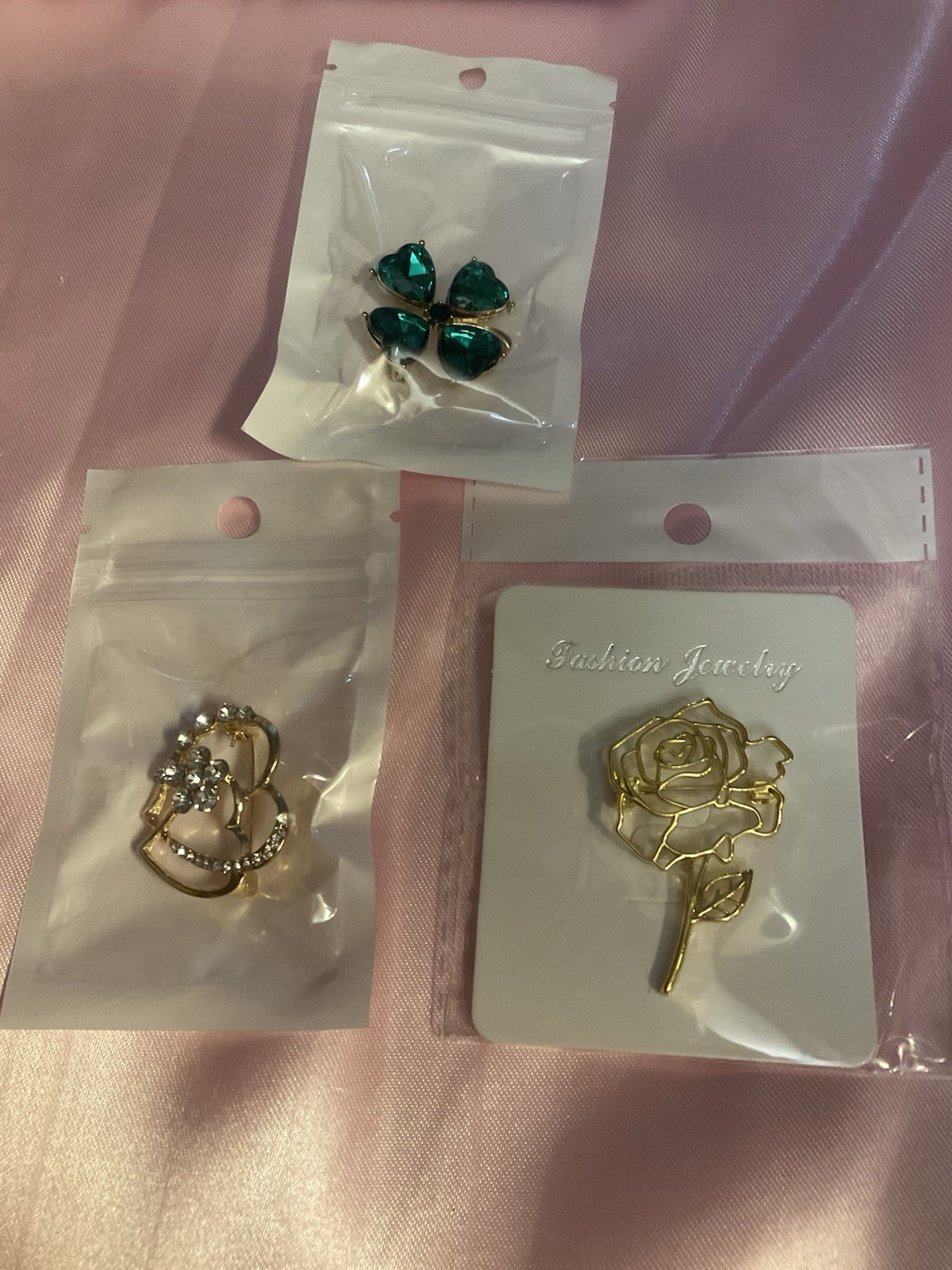 Fashion Jewelry Lot of 3 Gold Tone Metal Rhinestone Crystal Brooch Pins Flower