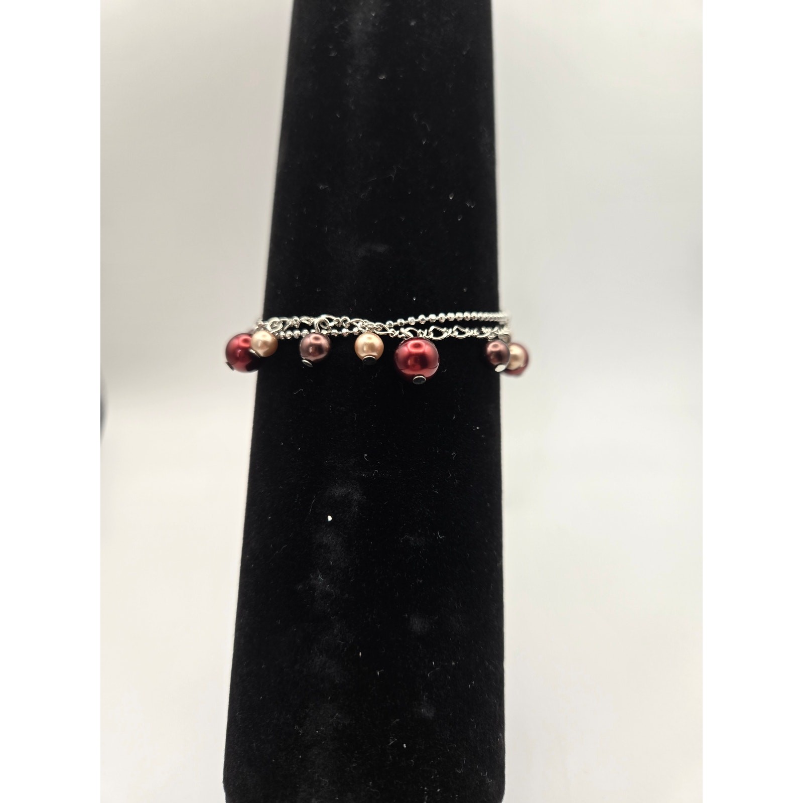 PREMIER DESIGNS Silver and Red Beaded Dangle Bracelet