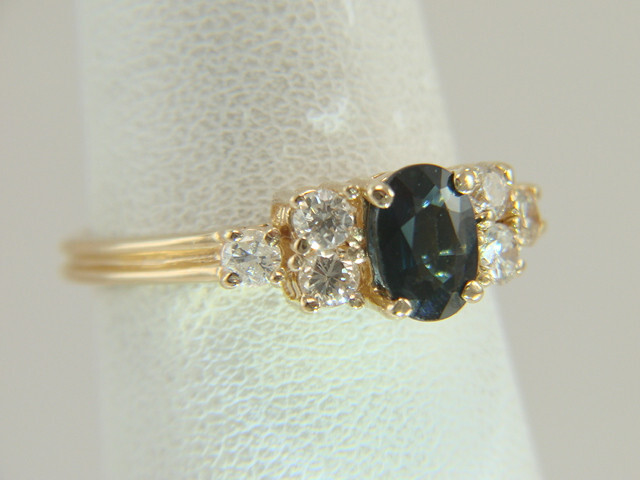 14K Yellow Gold Blue Sapphire & Diamond Cocktail or Right Hand Ring Size 7.25