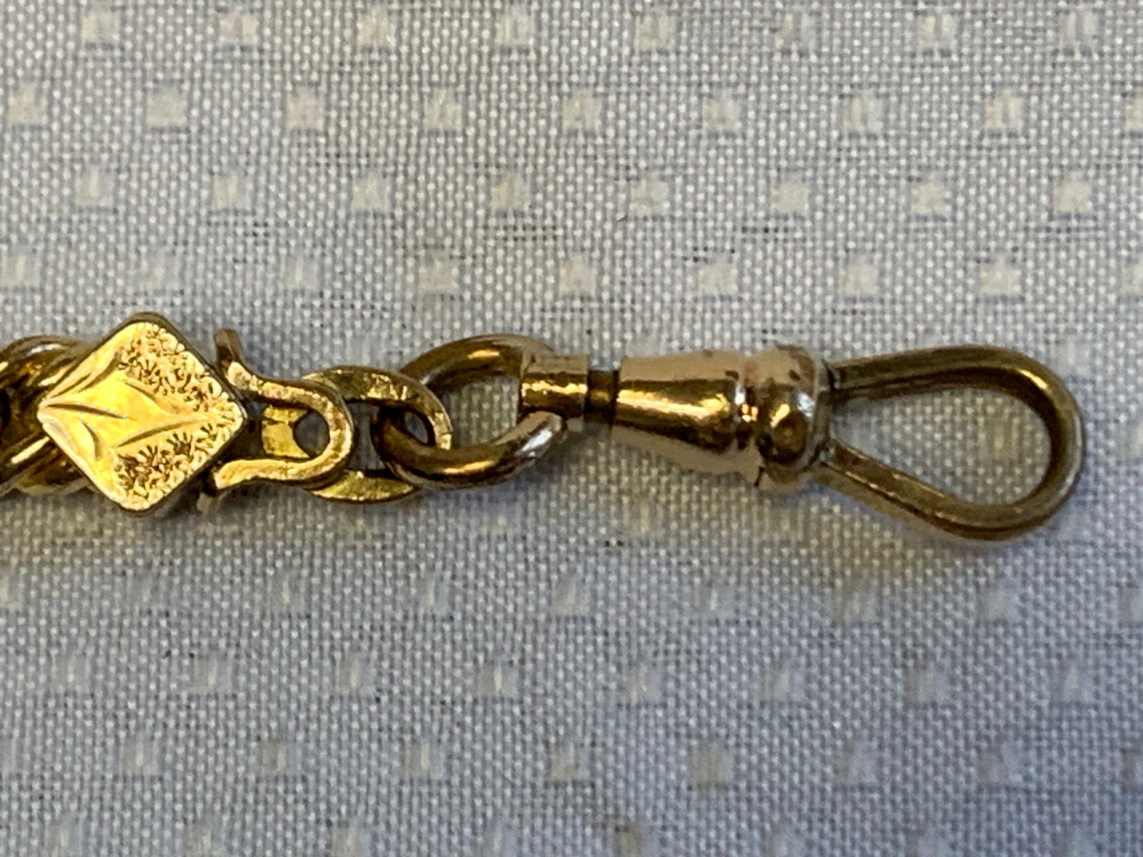 Gold Filled Pocket Watch Fob 35.89g Fine Jewelry 11.5″ Curb Link w/ Comb Pendant