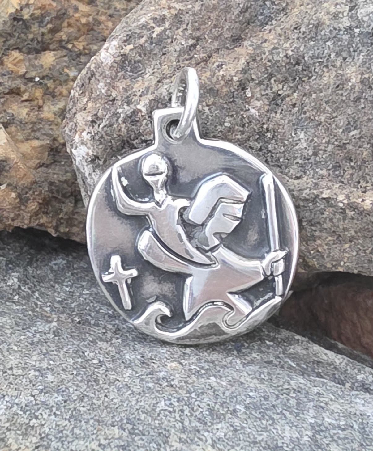 Retired James Avery St. Christopher Medallion Pendant Unisex 7.68 Grams