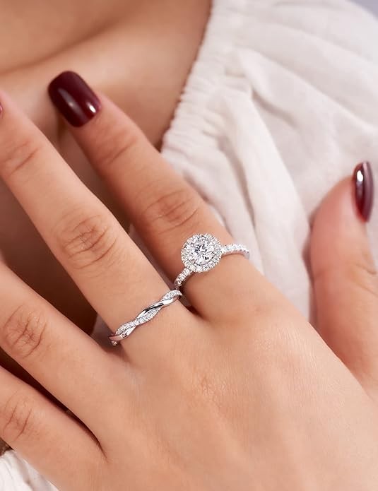 Women Classic Jewelry Ring Exquisite Twisted Ring Engagement Round Eternity Band
