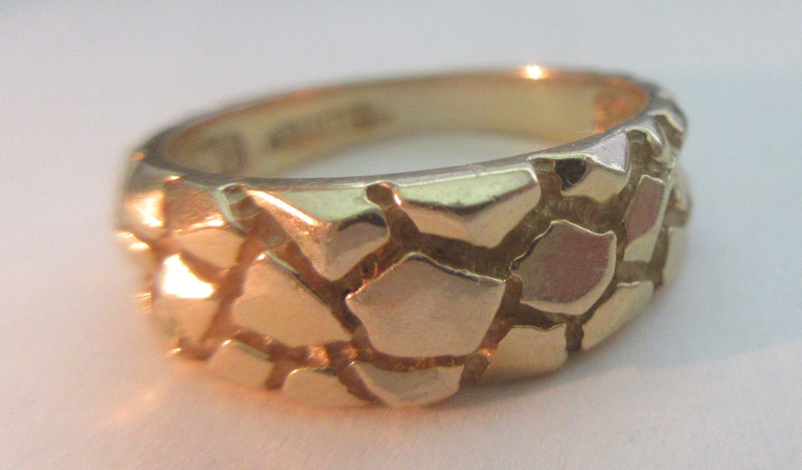 14k Gold Nugget-style Ring Size 5.75, Weight 3.84 grams