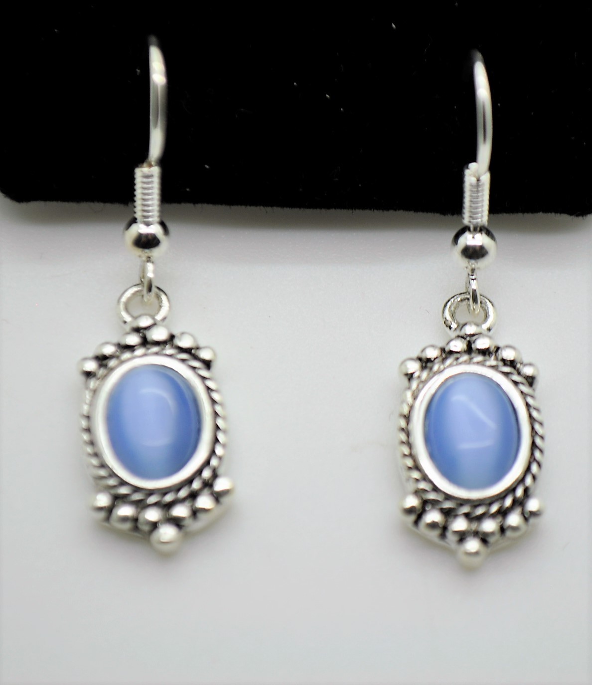 A104 Simply Fish Hook silver Plated Blue cat eye color Dangle Fashion Earring