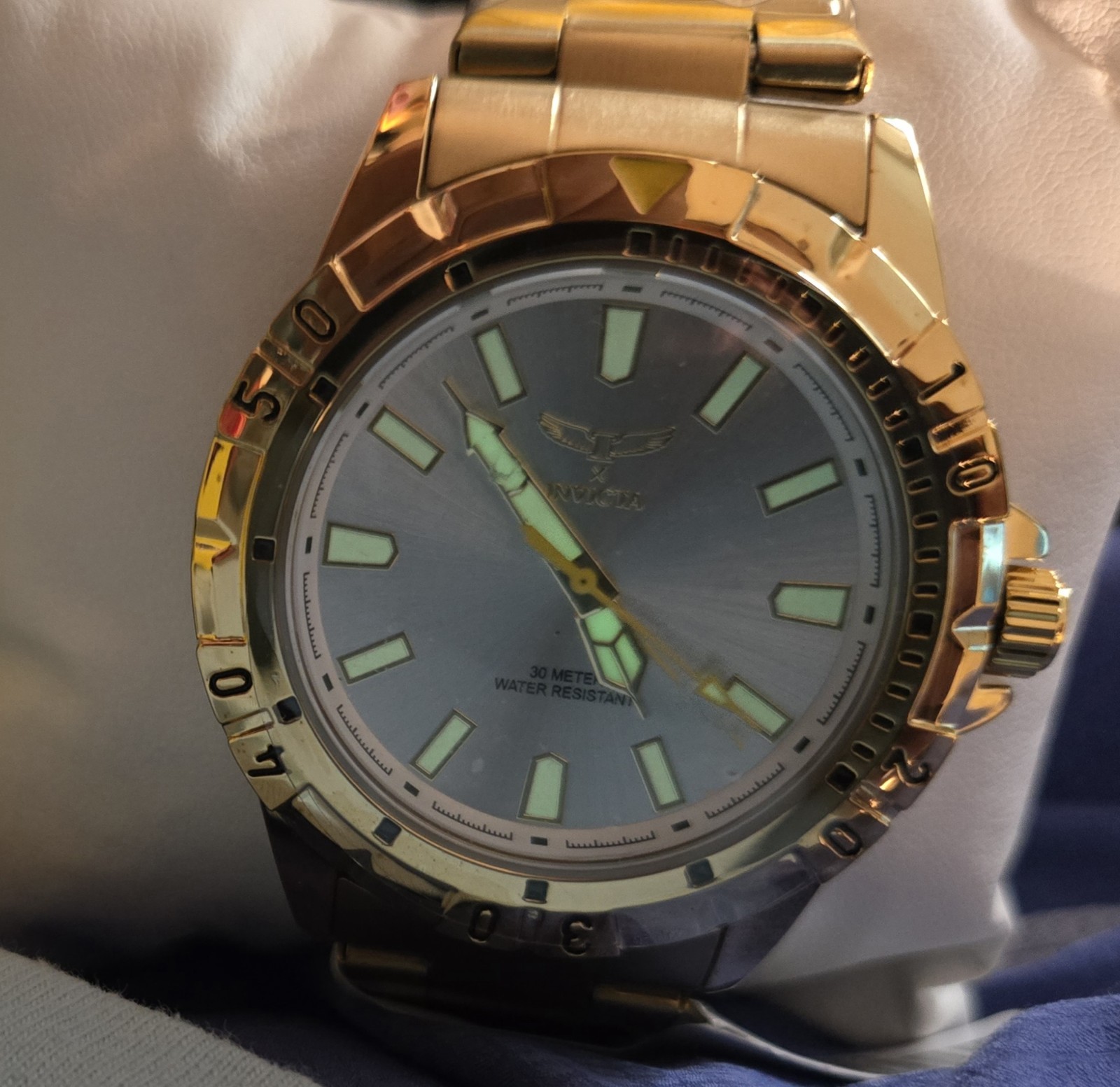 Invicta 69031 Specialty I Men’s Gold Tone Quartz White Dial Watch 42mm New