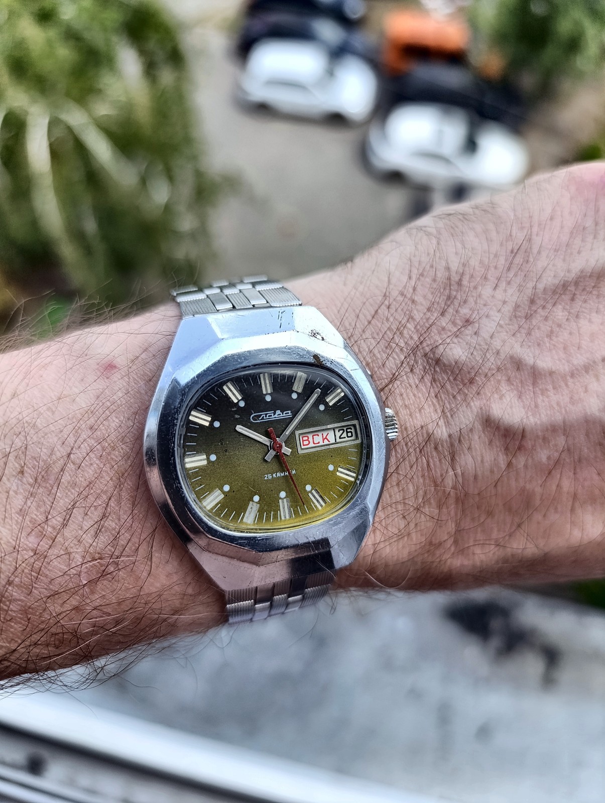 Slava 2428 Soviet USSR 1980s Mechanical Watch 26J Green Dial Serviced