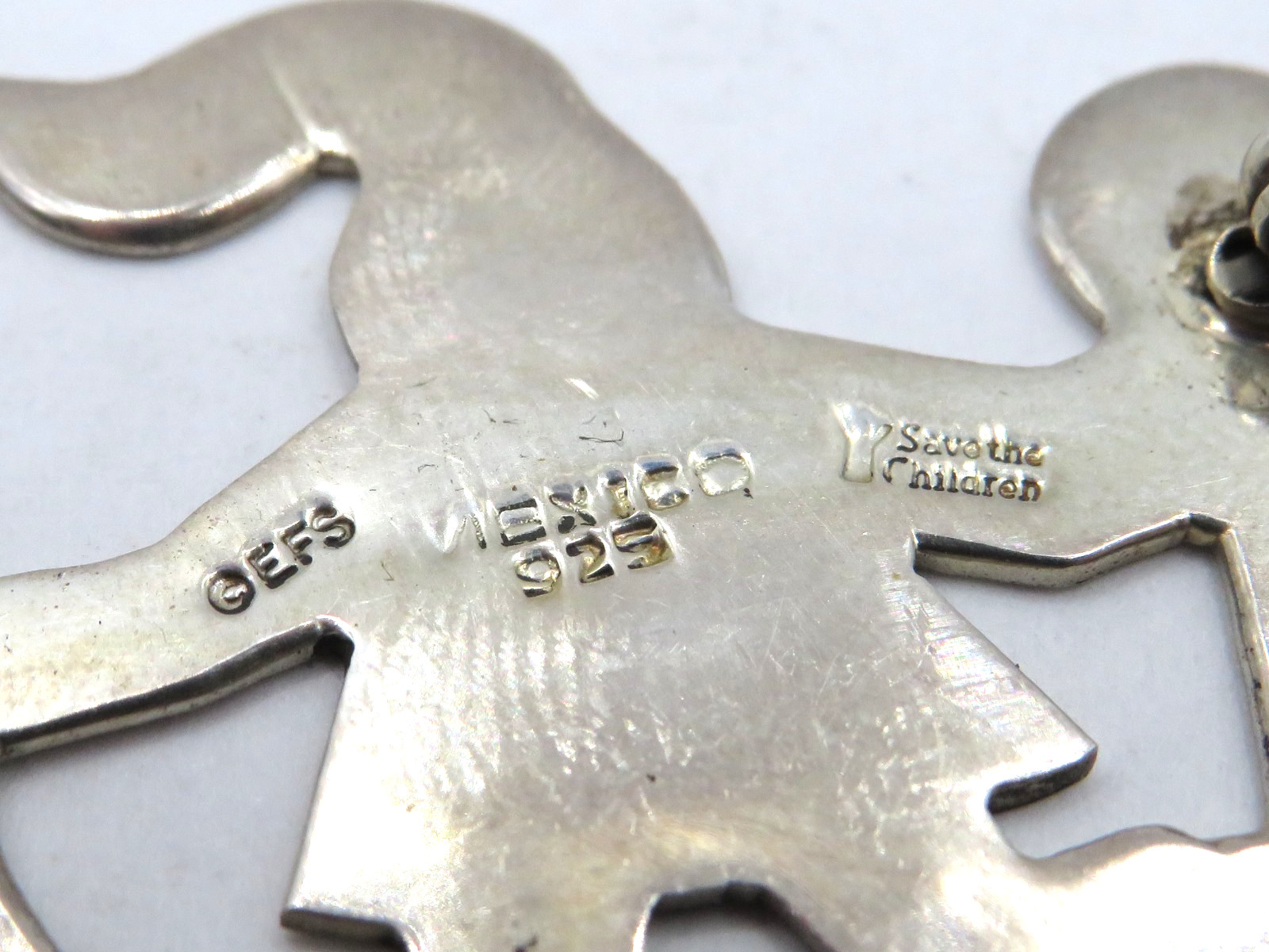 VINTAGE MEXICO 925 STERLING SILVER EFS “Save The Children” BROOCH – .26ozt**
