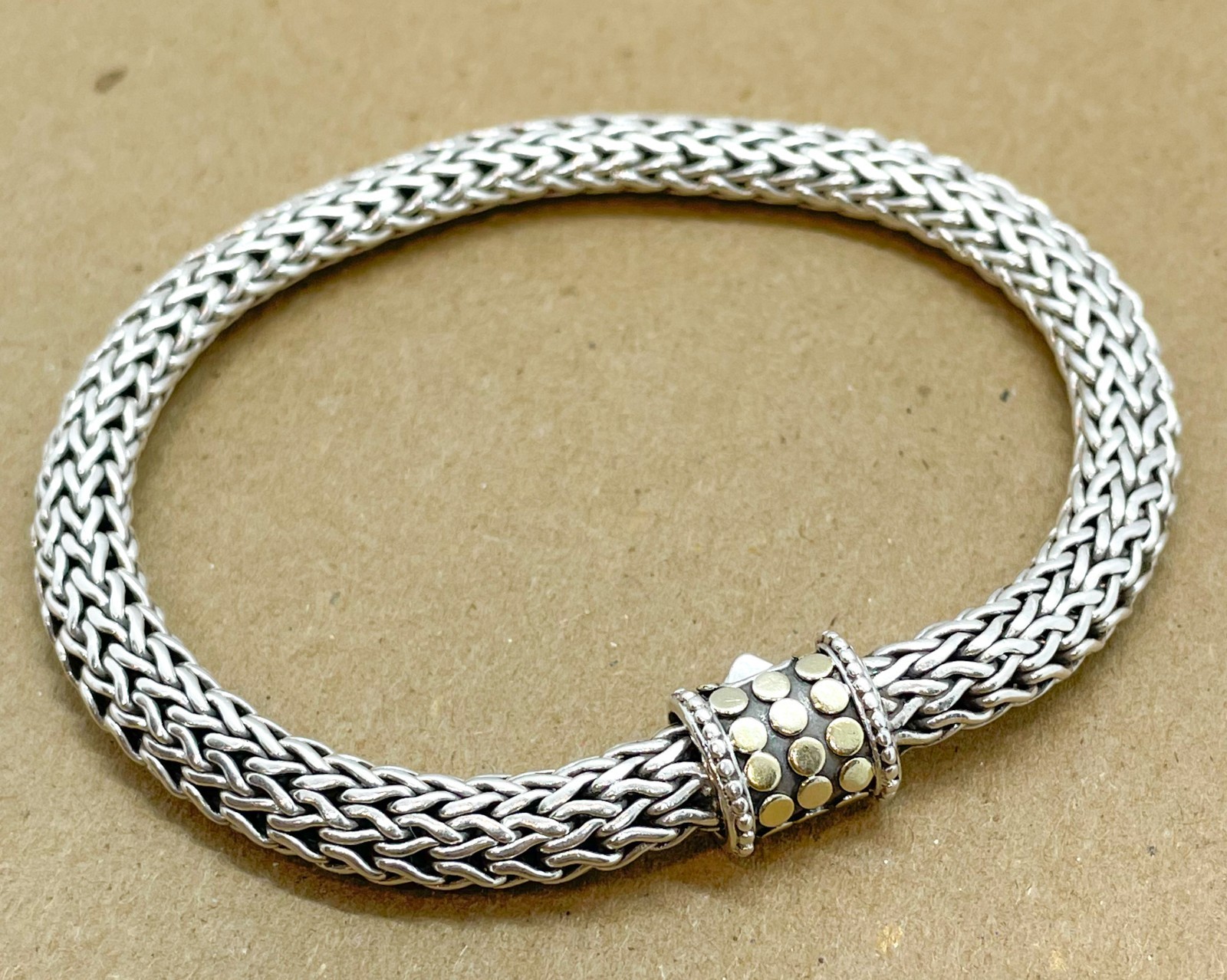 John Hardy Classic Wheat 5mm Silver Bracelet with 18K Gold Dot Clasp 7.75″