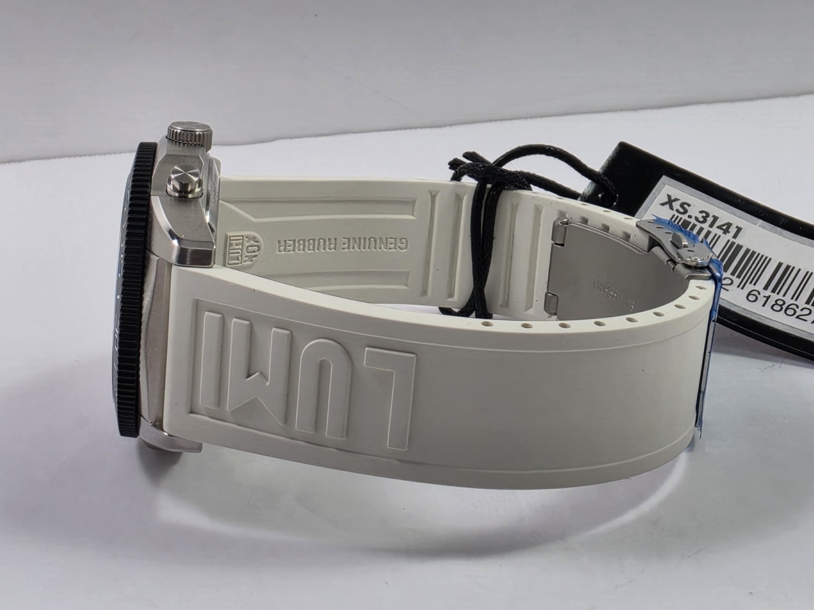 Luminox Pacific Diver Chronograph SWISS Quartz White Strap Men’s Watch XS.3141