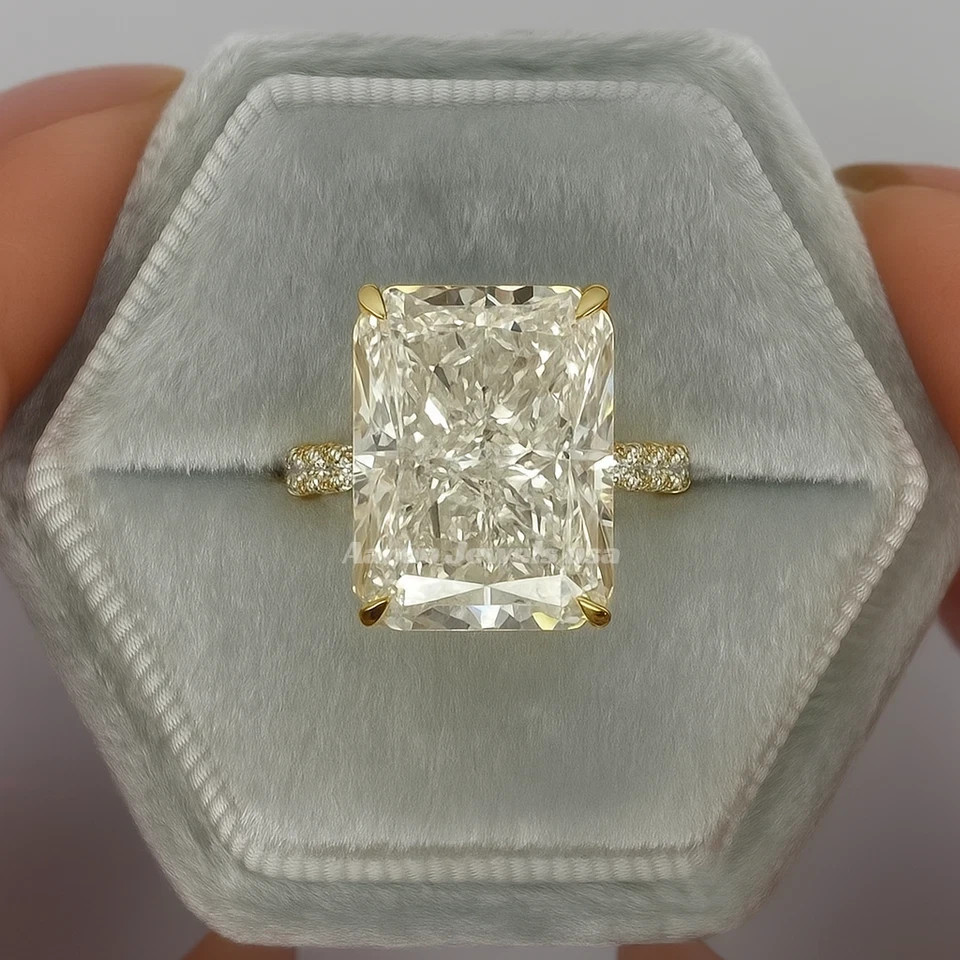 4.7 Ct Radiant Cut IGI Certified 14k Yellow Gold Diamond Ring Lab Grown VVS E F