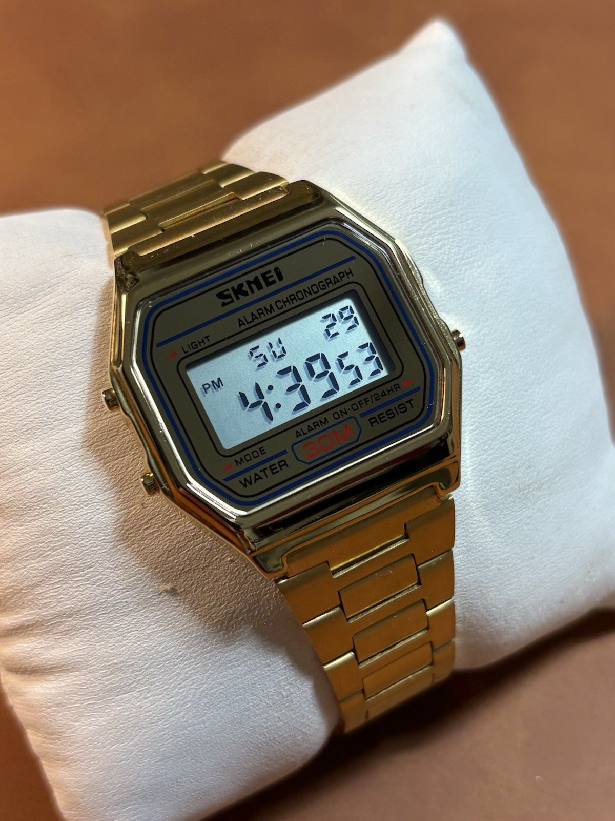 Retro Design Skmei Digital Men Watch WR30M,Gold Tone,Chrono,Alarm,Runs