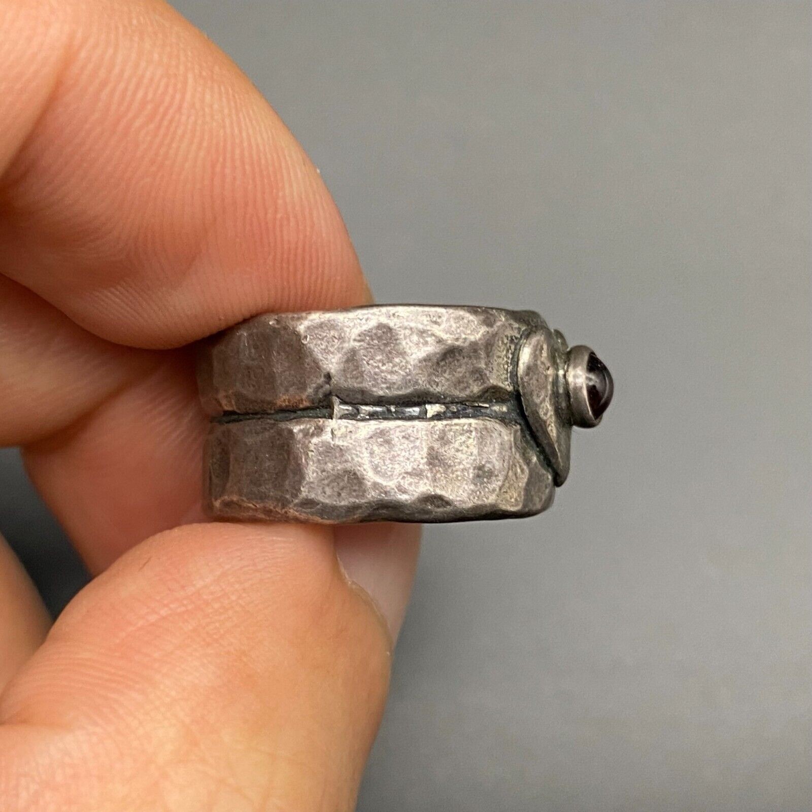 Vintage Burgundy Stone Heart Sterling Silver Ring Size 5