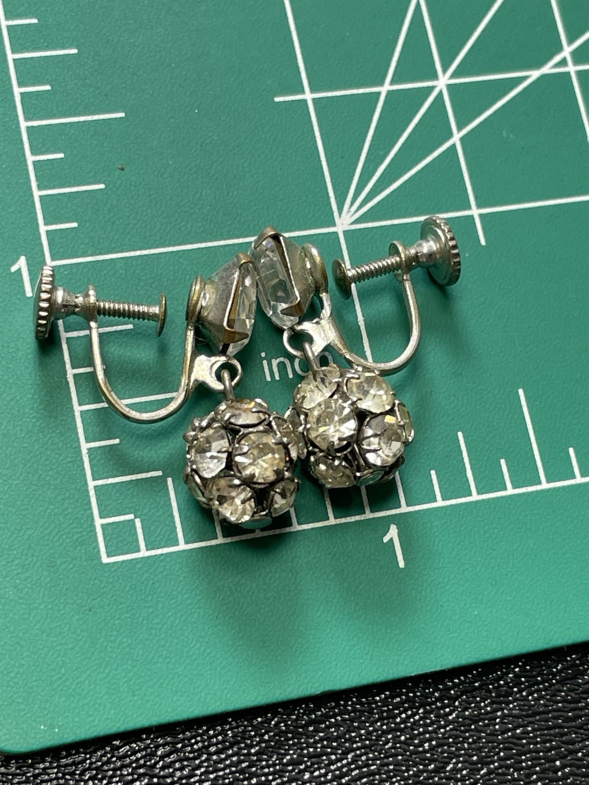 Vintage 1” High End Crystal Rhinestone Ball Silver Tone Screw Back Earrings