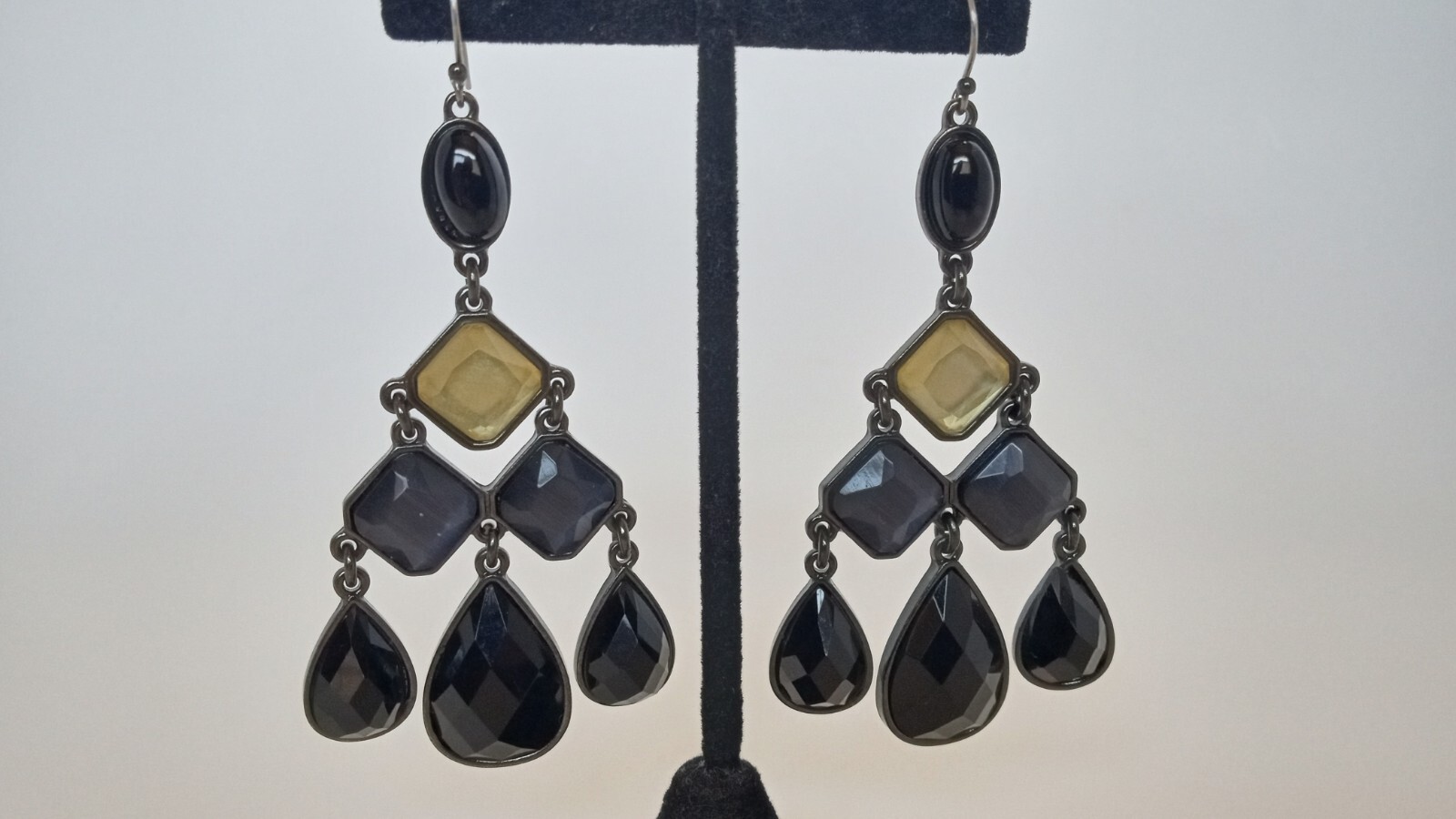 LC Liz Claiborne Chandelier Statement Earrings Black Gray & Yellow Glass 3.5 in