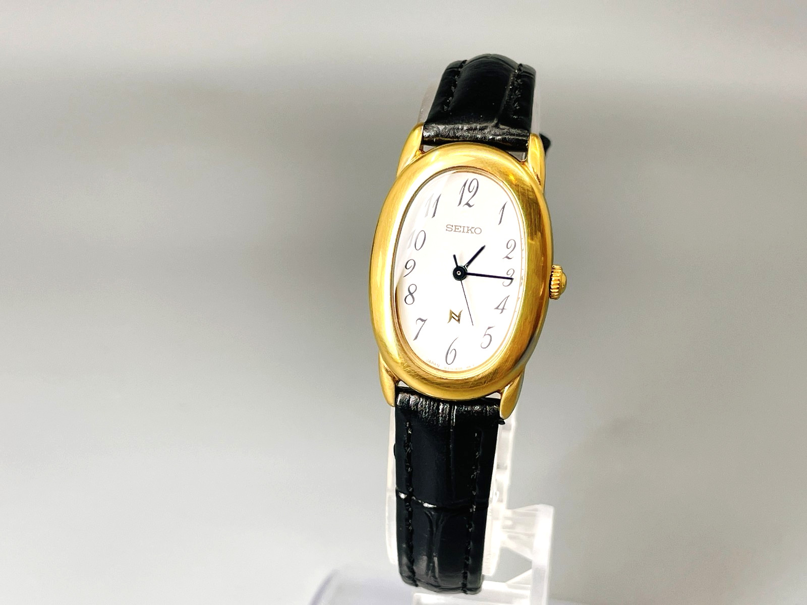 Seiko Noie 1F21-5B70 White Dial 21mm Oval Qz Women’s Watch Vtg1993 -US Stock