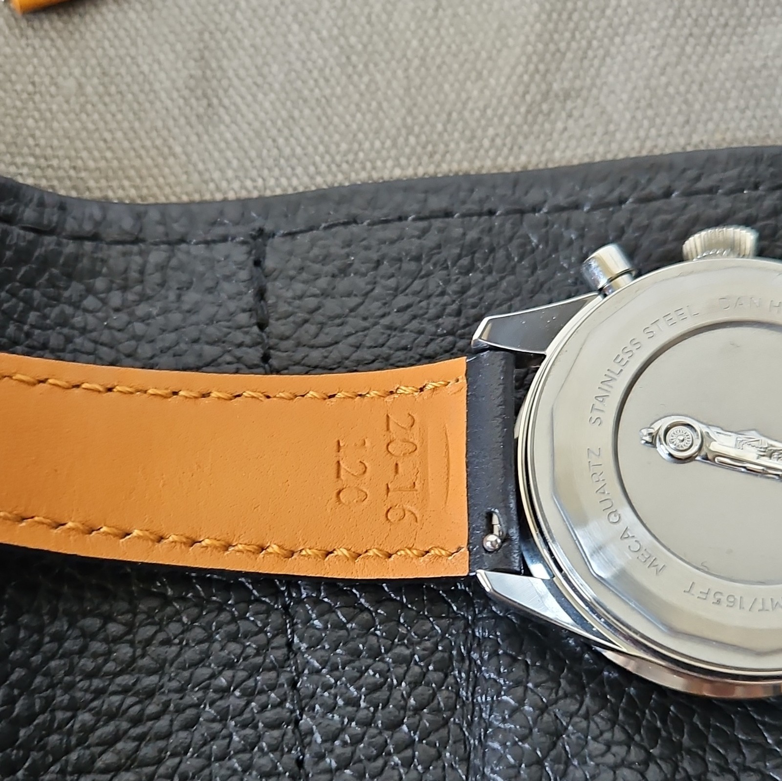 Dan Henry 1962 Quartz Chronograph Tachymeter Gray Dial Leather Straps 39mm Box