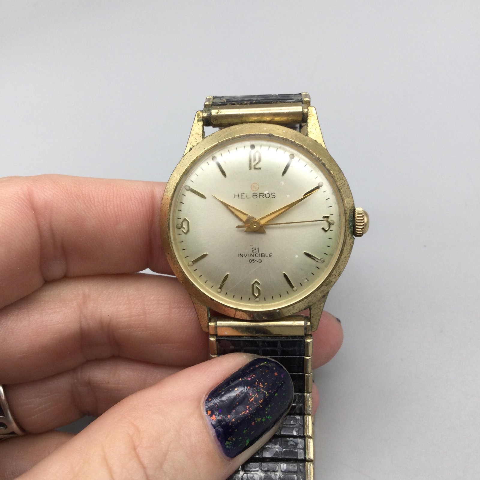 Vintage Helbros Invincible Mens Watch 34mm Manual Wind 21 Jewels Gold Tone