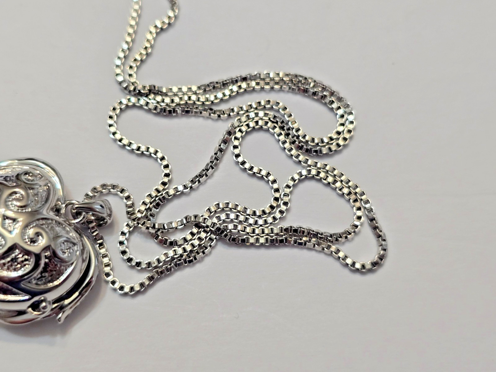 Angel Wings Blue Purple Crystal Heart Silver Tone Pendant Necklace