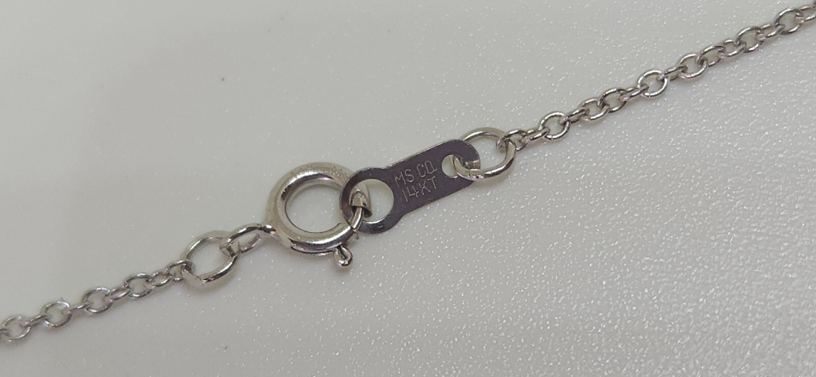 14k White Gold Amethyst And Diamond Pendant With 18 Inch Chain 2.1 Grams
