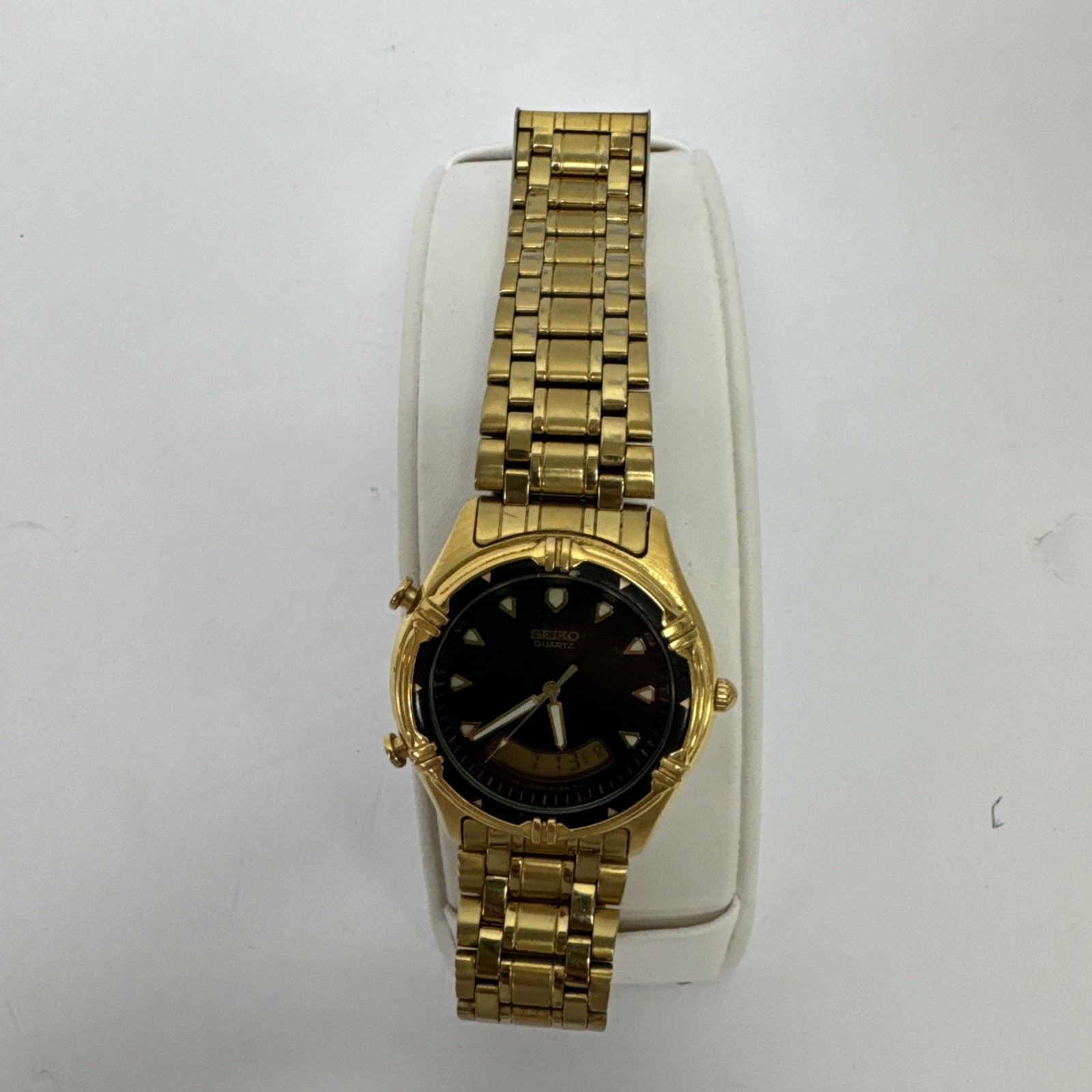 VTG Seiko H801 Or H802 Series Analog-digital Watch. New Battery Runs Great
