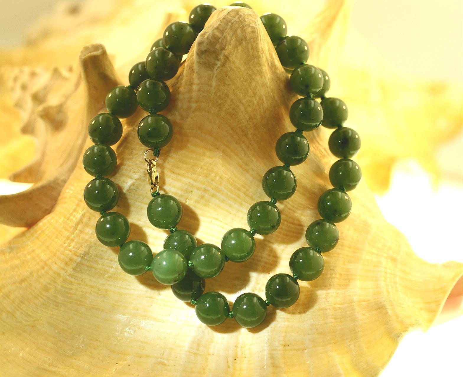 10MM NATURAL NEPHRITE JADE ROUND BEAD KNOTTED 14K YELL0W GOLD NECKLACE 18.5″