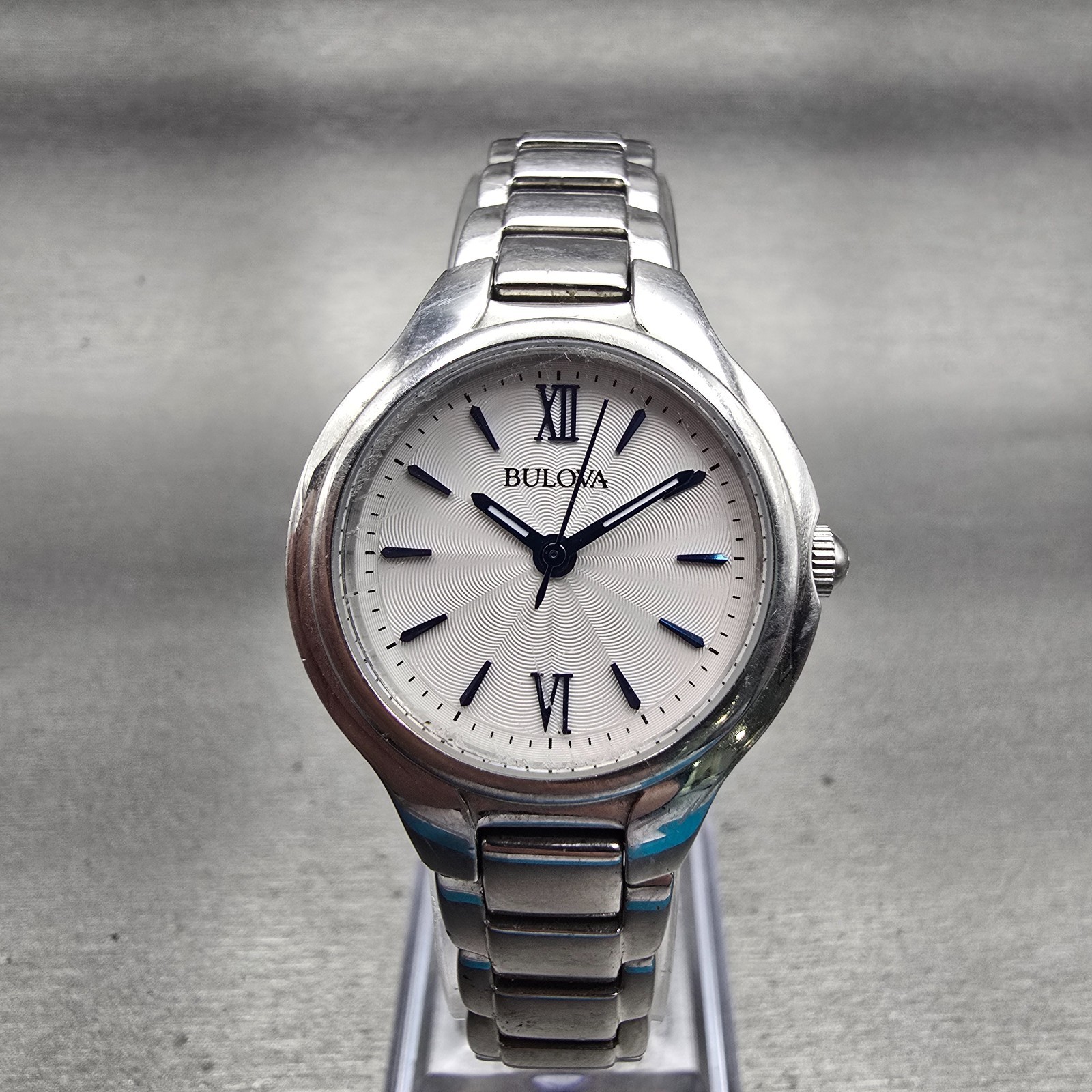 Bulova Watch Women 28mm White Dial Silver Tone Round 96L215 New Battery