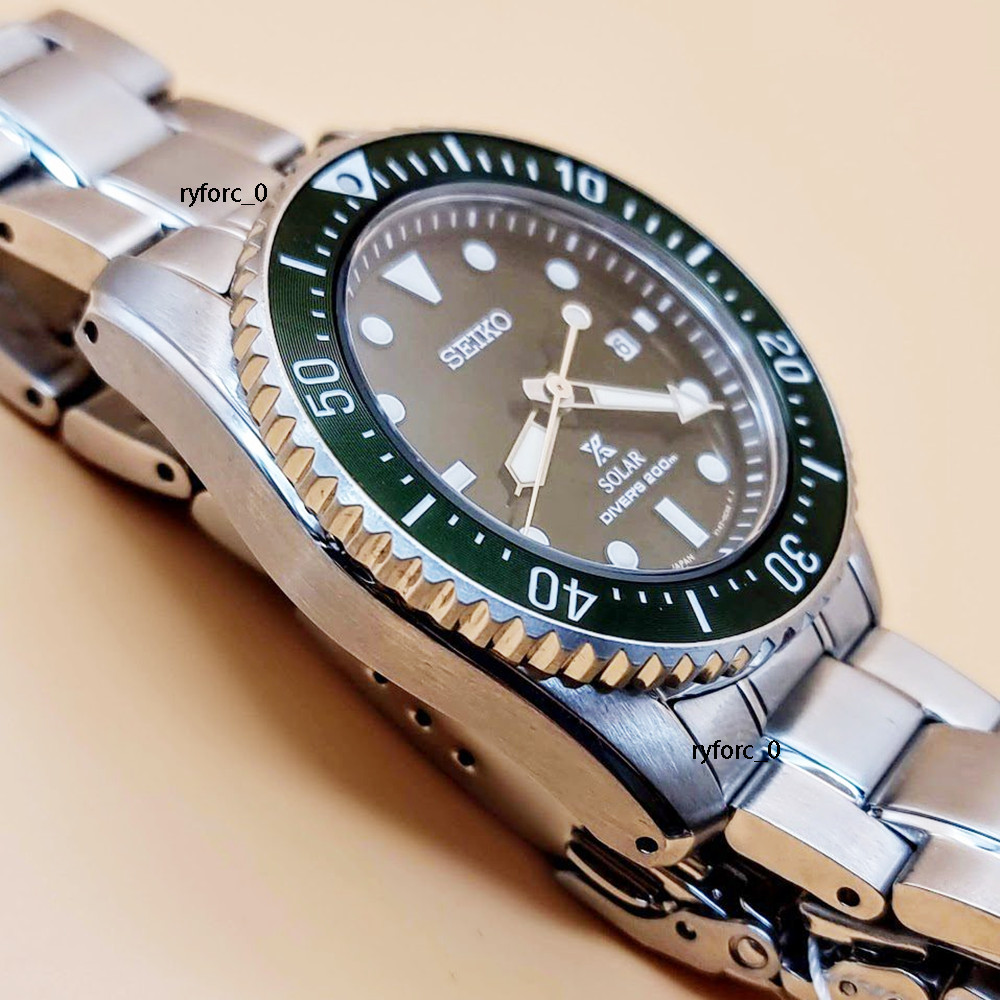 Seiko SNE583 Prospex Solar Movement Dive Stainless Steel Men Watch 38.5mm
