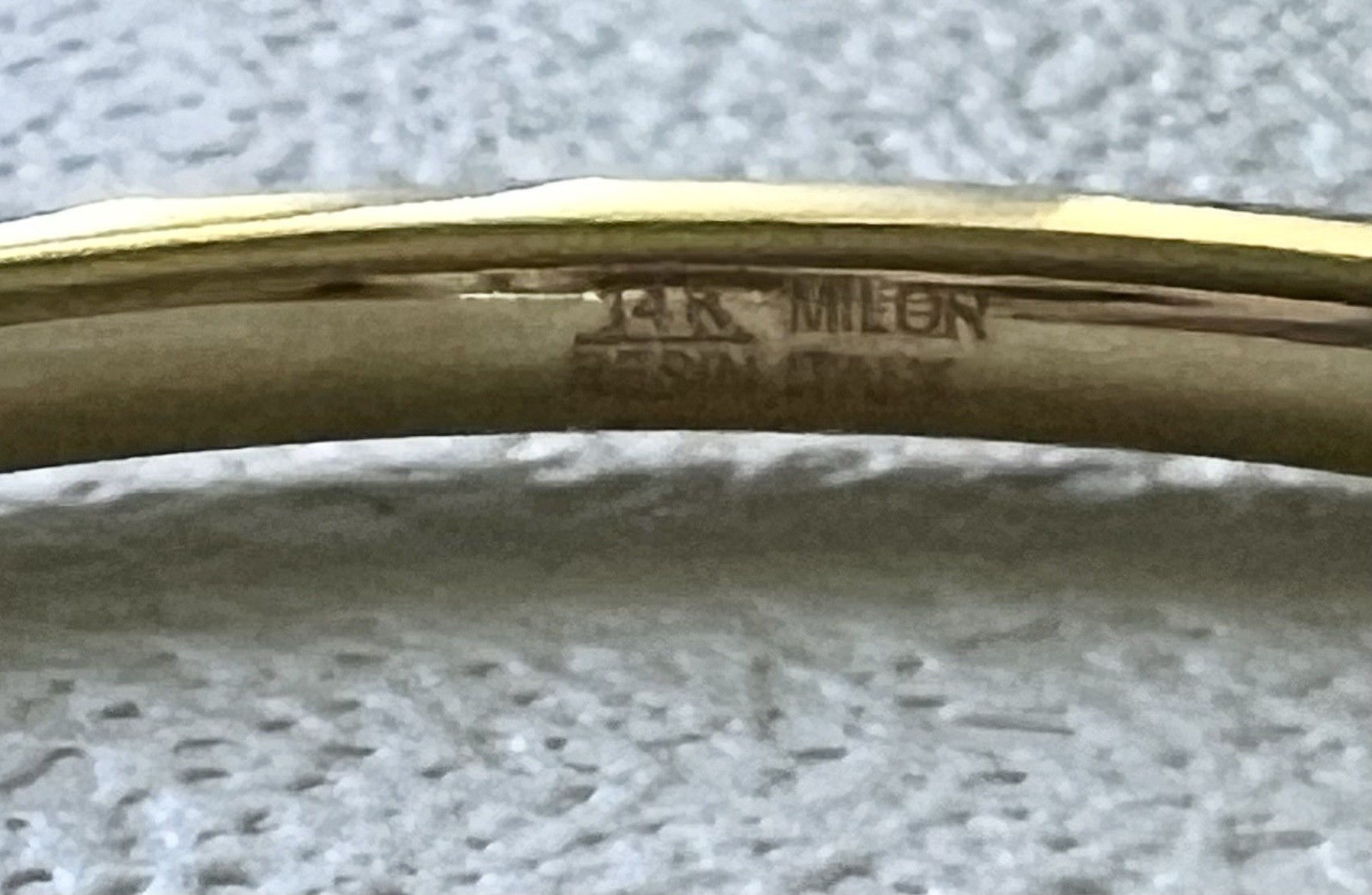 New NWT Milor 14k Gold Electroform on Resin Bangle Bracelet Italy