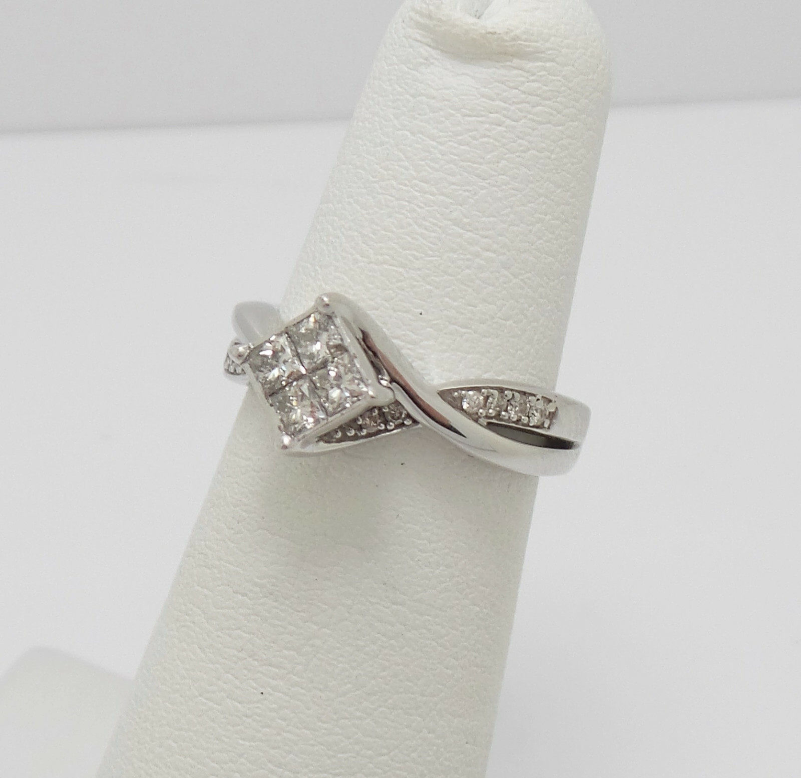 1/2CT Natural Diamond Cluster Engagement Wedding Bridal Ring Band 10K White Gold