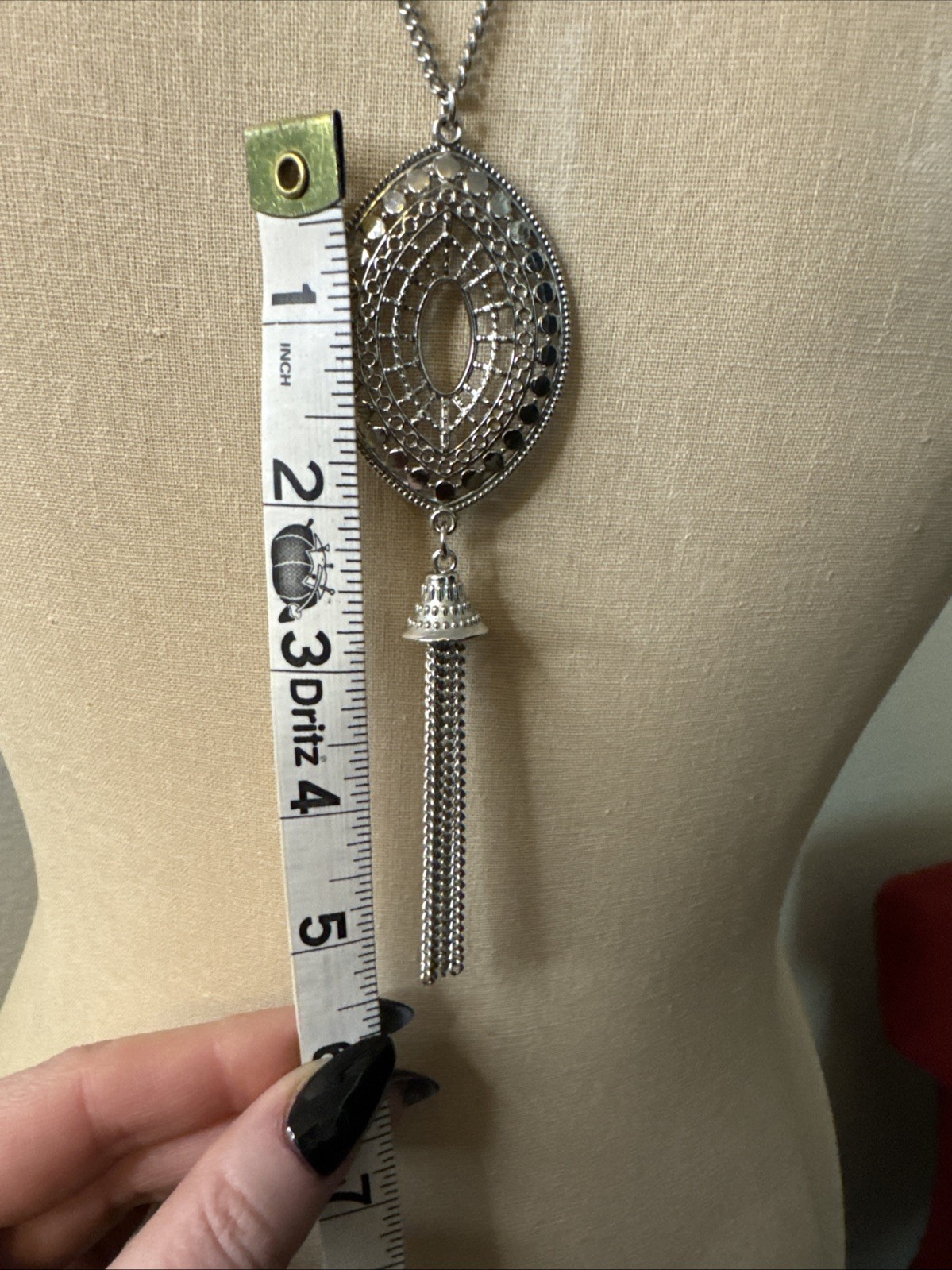 Women’s Pendant Necklace Silver-look Chain Tassel Lobster Clasp Approx 24”