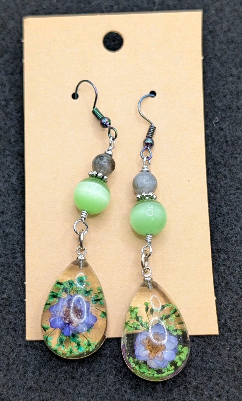 Women’s Flower Stylish Boho Mixed Beaded Drop Dangly Hook Earrings 💙💚🤍🤎