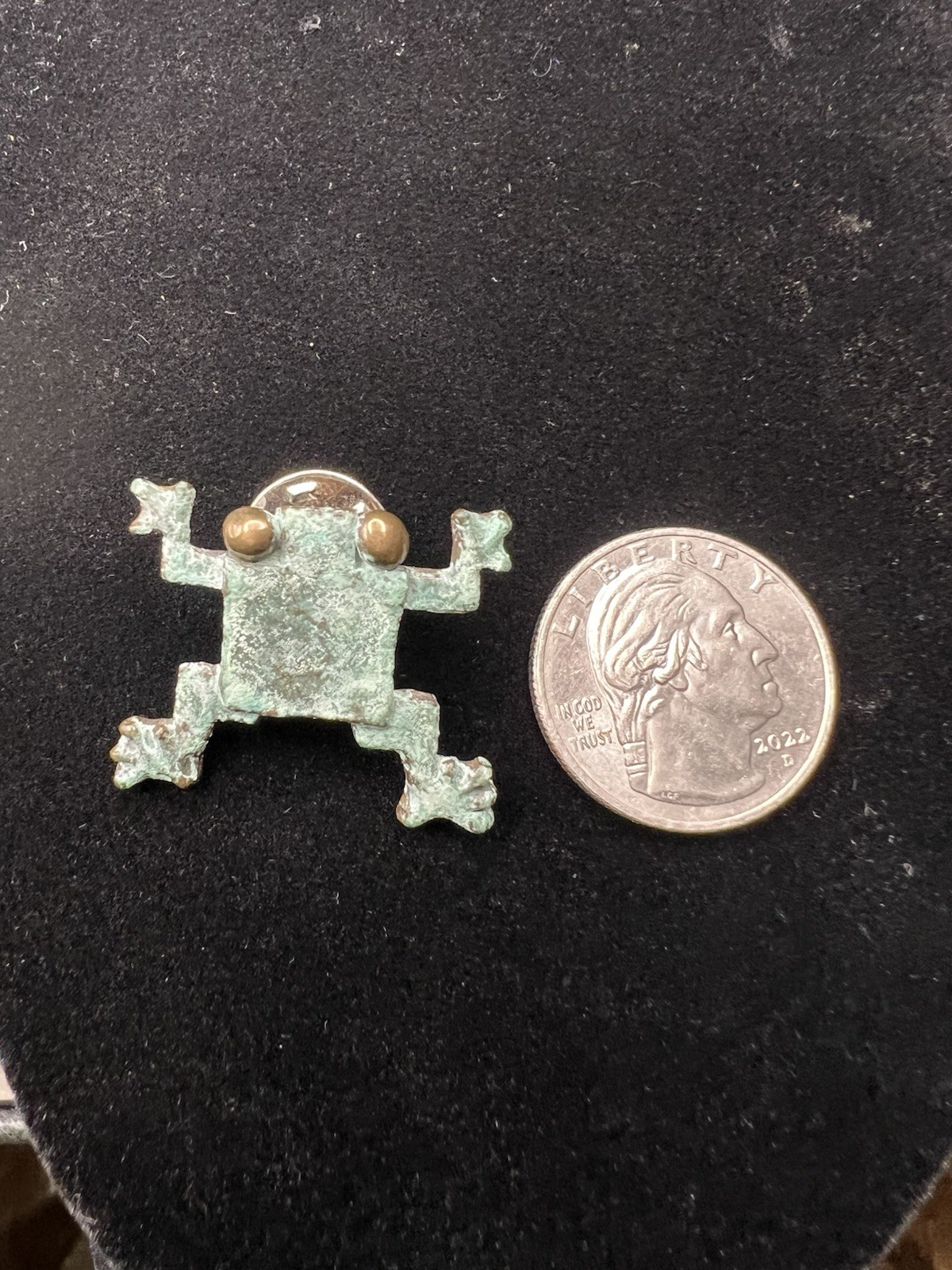 Wearable Sculpture, Metal Artisan made frog Lily 1.25“ X 1.25“ brooch tree, frog