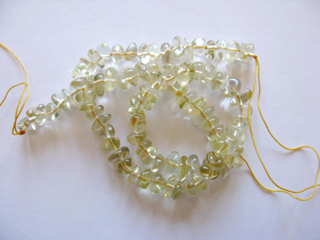 Natural Lemon quartz chips 5x8mm. Yellow healing stone beads 15.75”