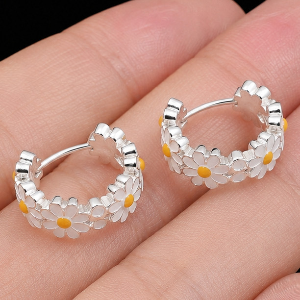 925 Sterling Silver Daisy Flower Huggie Hoop Earrings 13mm Korean Jewelry
