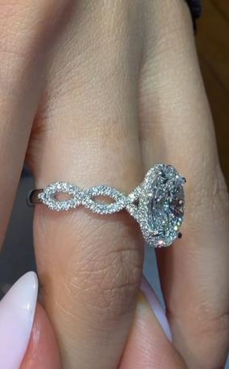 2.0 CT Oval Cut Moissanite Solitaire 14K Gold Vintage Style Engagement Ring
