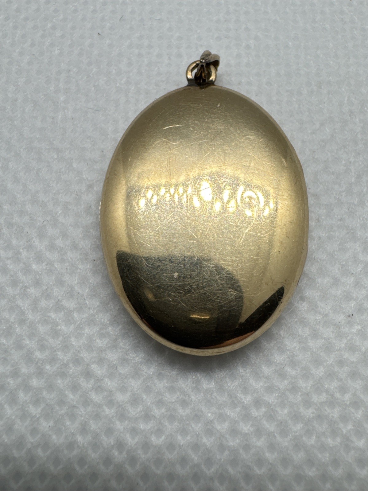 10K Yellow Gold Esemco Vintage Oval Locket Etched w/ Photos 3.17 grams Heirloom