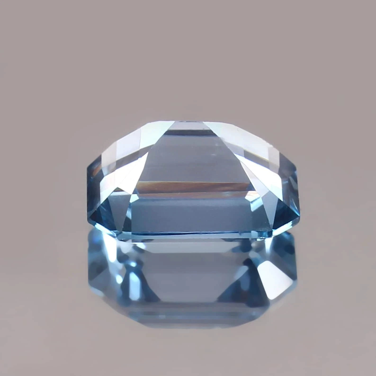 10.2 Ct Certified Natural Santa Maria Blue Aquamarine Emerald Cut Loose Gemstone