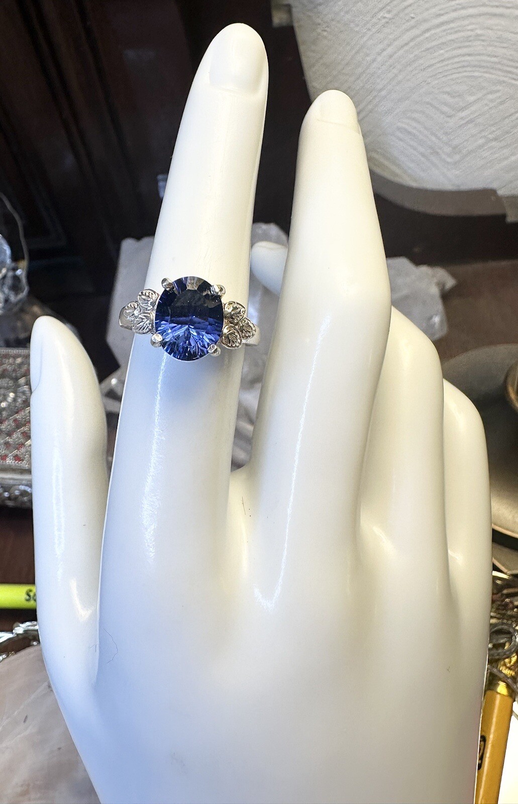 Lovely Deep Blue Lab Created Sapphire 925 Sterling Silver Leaf Detail Ring Sz 6