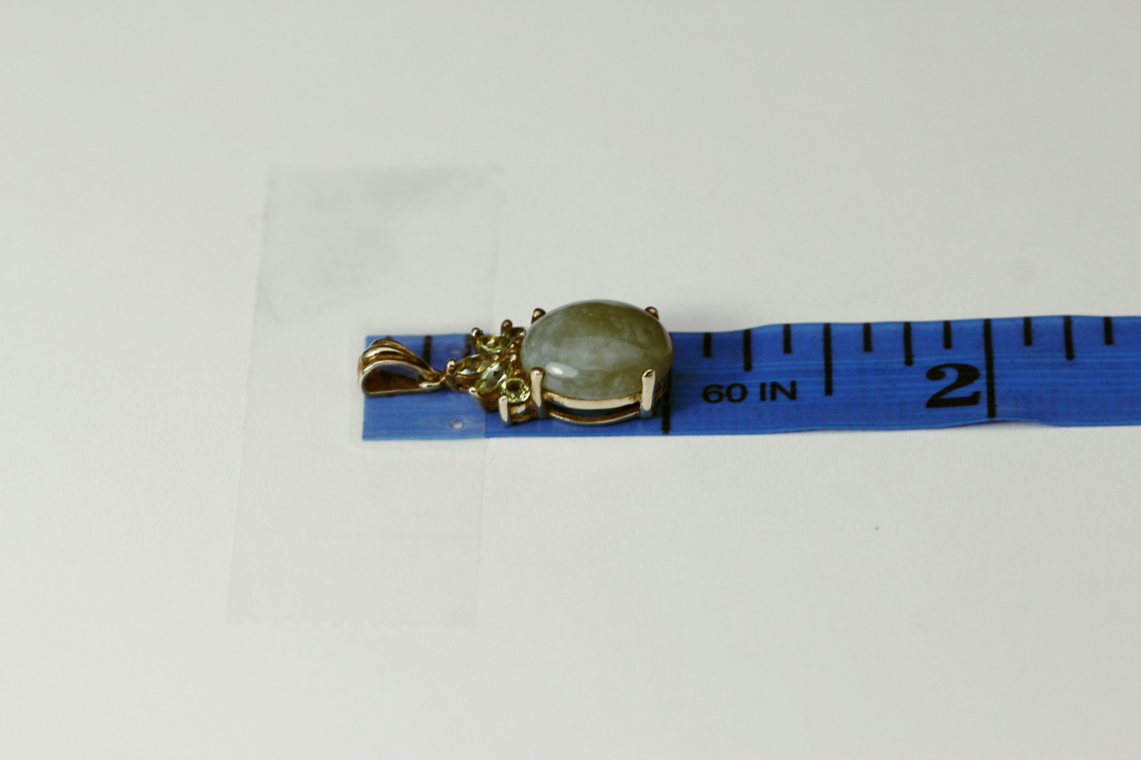 10k Yellow Gold Green Cabochon Stone with Accents Pendant 2 Grams (PEN9932)