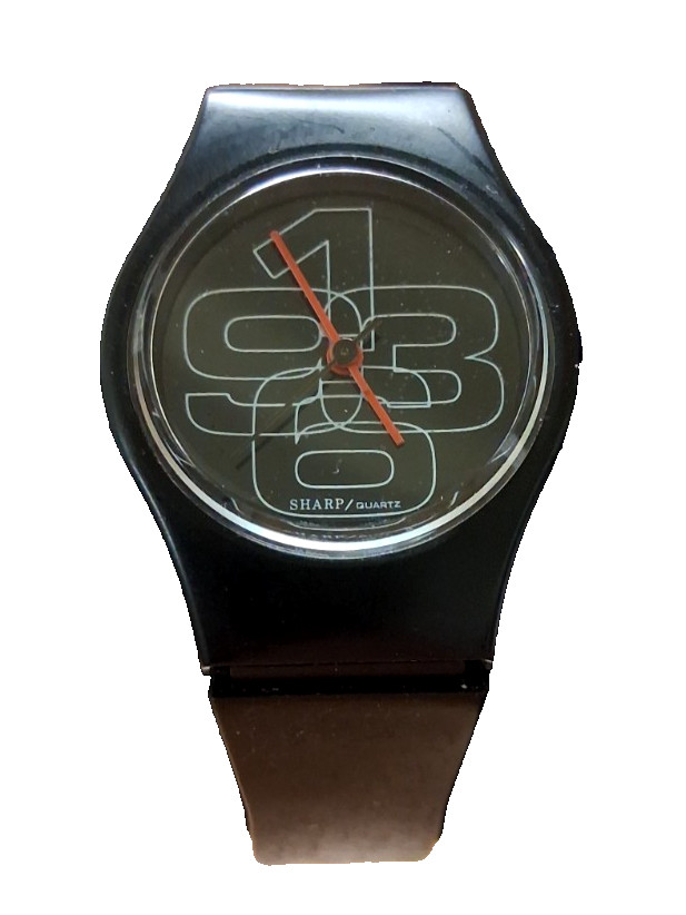 SHARP 395 492 WATER RESISTANT 100 FEET WRISTWATCH BLACK QUARTZ WATCH JAPAN