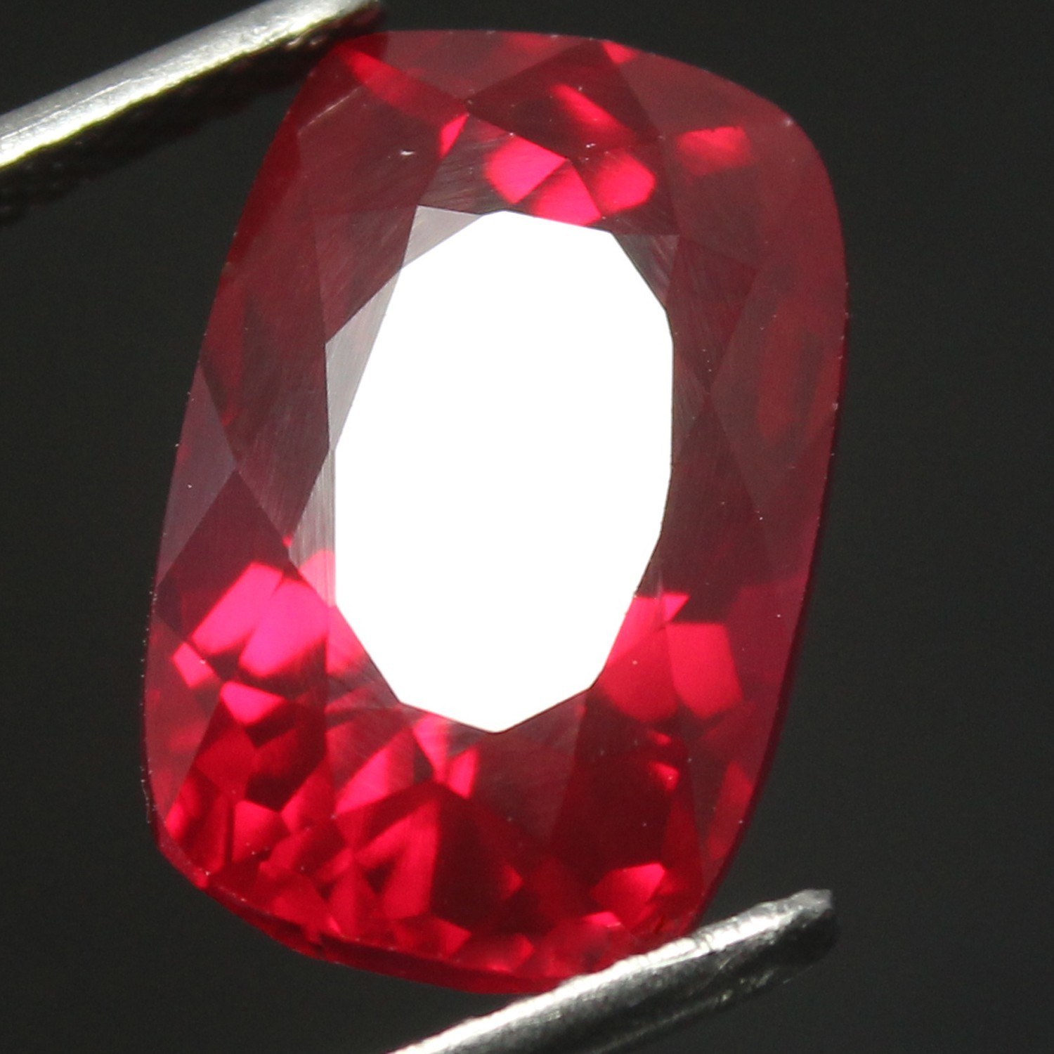 Natural 11.70 Ct Certified Burma Pigeon Blood Red Ruby 14×10 MM Cushion Gemstone