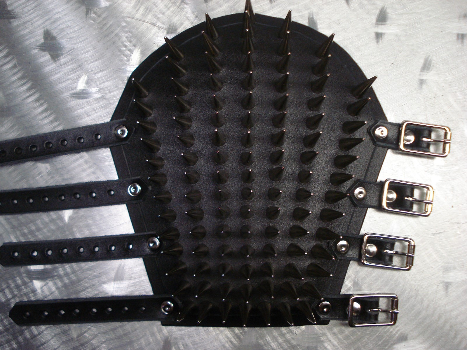 LEATHER SPIKED CONE GAUNTLET. BLACK METAL… (MDLG0231)….. BEHEXEN