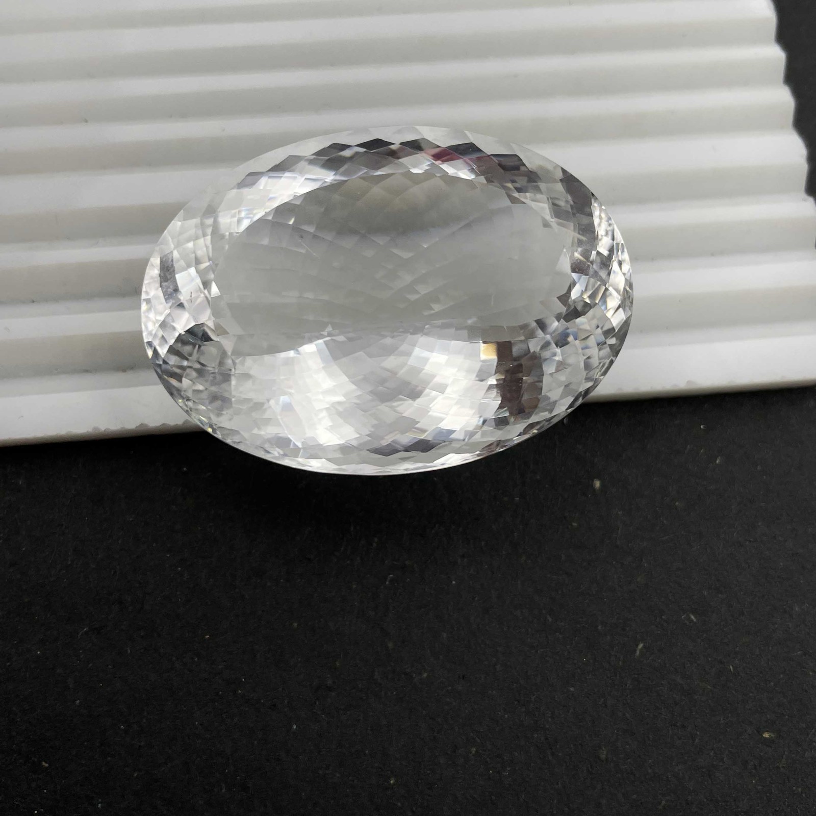 Natural Crystal Quartz Flawless Gemstone Oval Cut 29*39 MM 152 CT