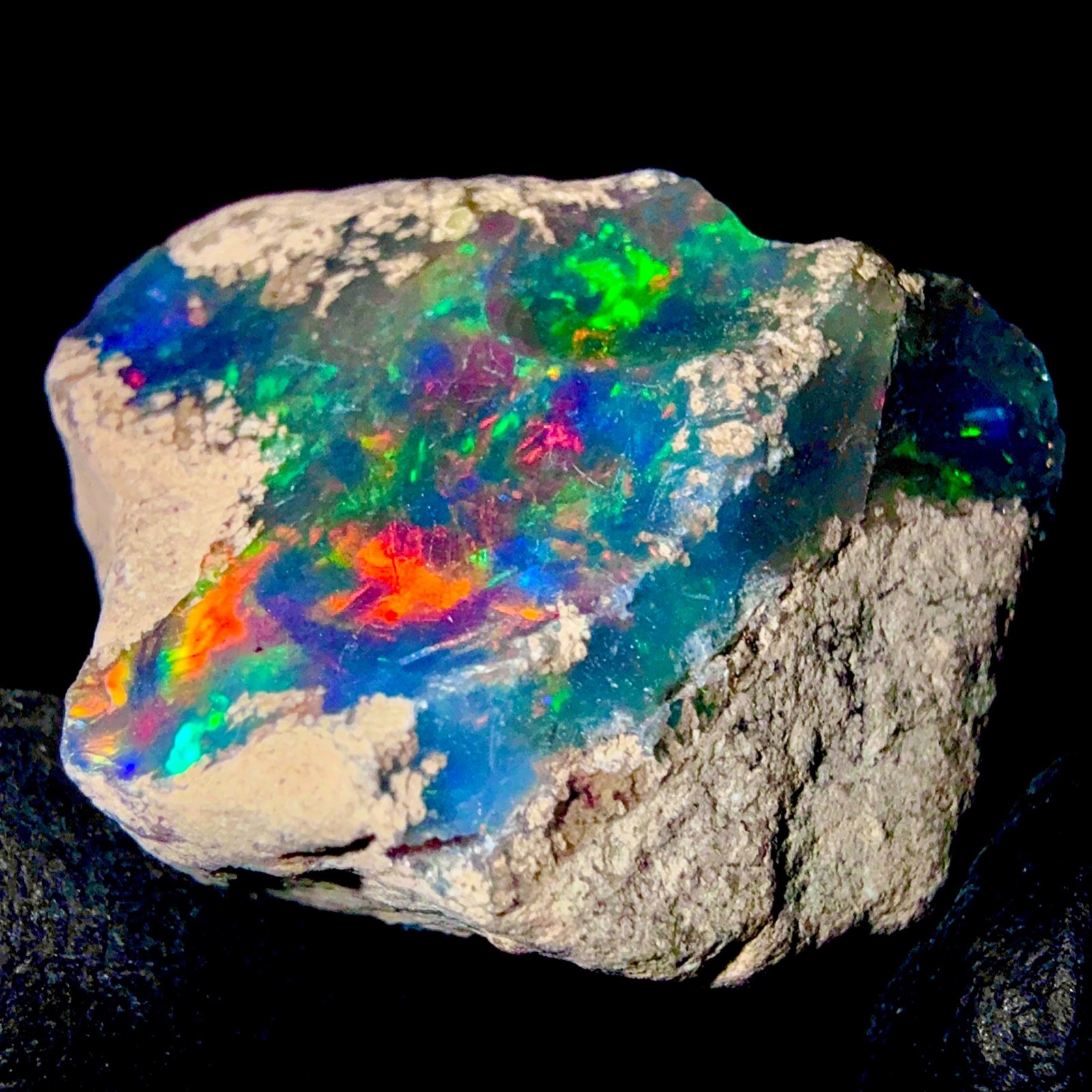 Ethiopian Opal, Natural Fire opal gemstone, Black Dry opal rough 27.5Ct 23×19 mm