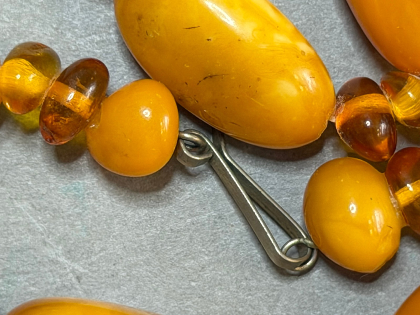 Vintage Baltic Butterscotch Amber Necklace Egg Yolk Honey Oval Beads 32.1g 60cm