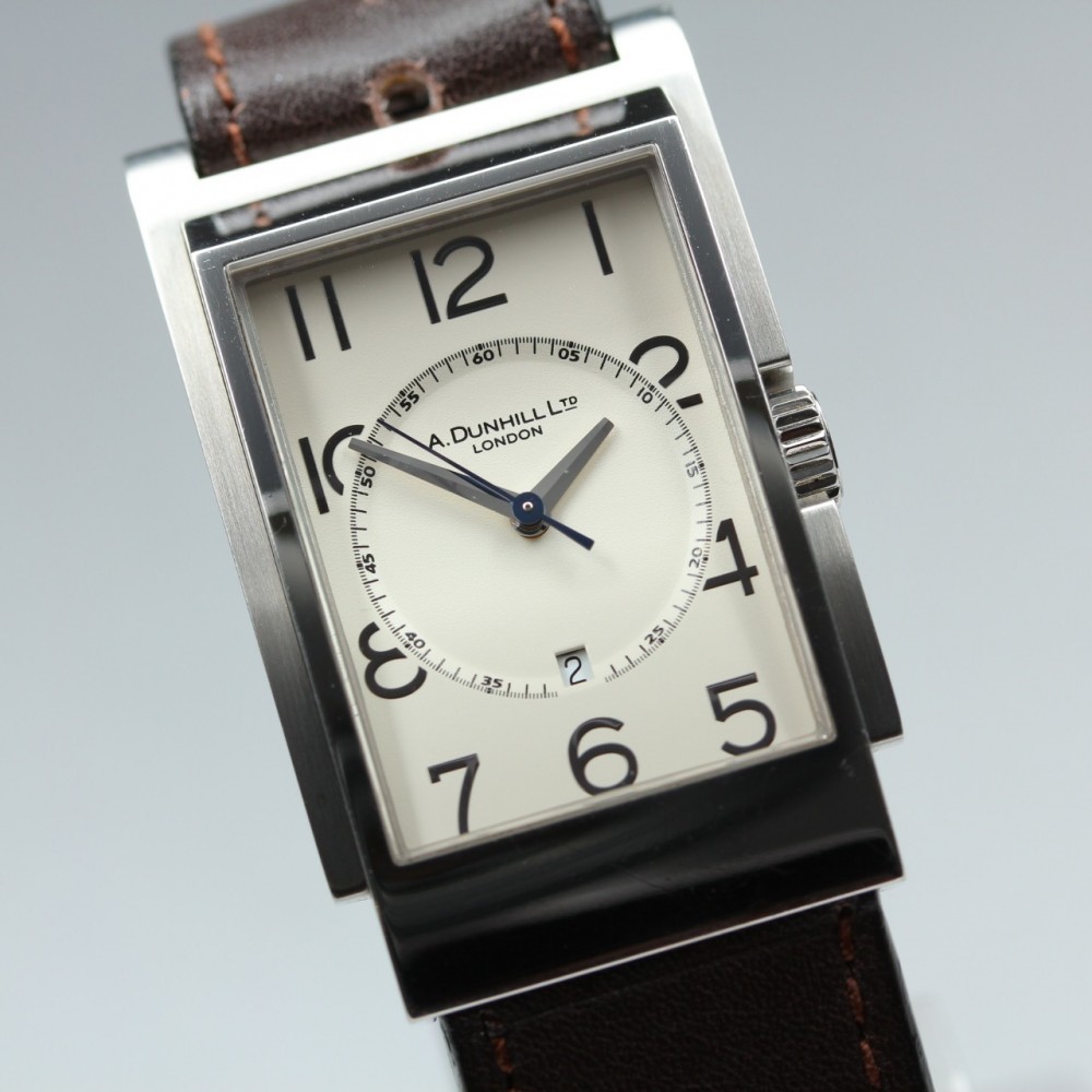 Near MINT Dunhill Rectangular 8052 Date White Tank Quartz 27mm Men’s Watch