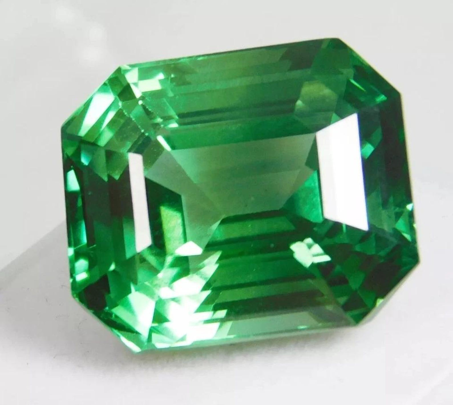 10-12 Ct Natural Green Sapphire Emerald Cut Certified Faceted Loose Gemstone